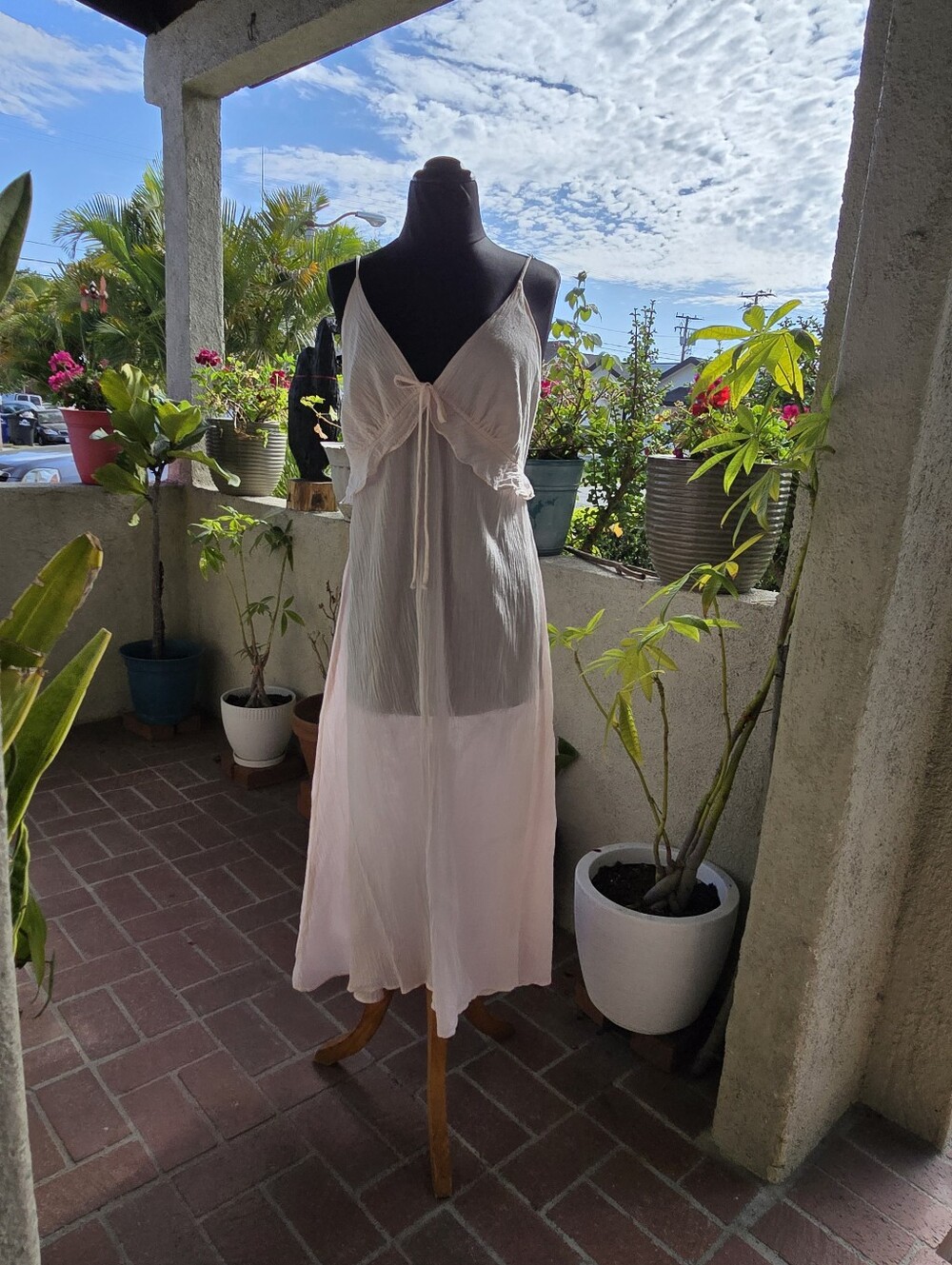 Everyday Ritual Blush Pink Gauze Maxi Dress Nightgown Size L Ruffle Tie Accent